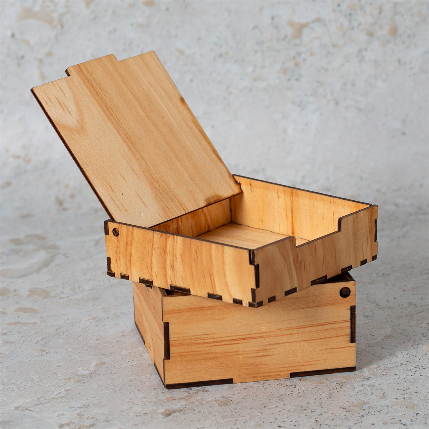 Keepsake Box Pine Wide